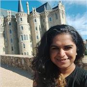 Profesora de ingles con experiencia de más de 3 años, especialidad en conversación en la lengua, enseñaza infantil y primaria.
